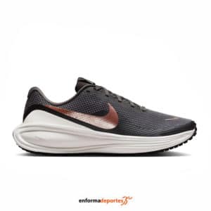 Zapatilla mujer Nike Revolution 8